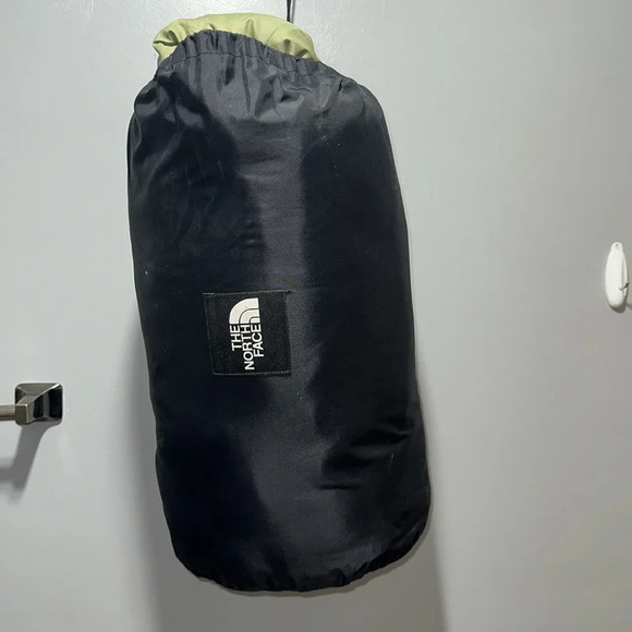 The North Face “Ember” Mummy Sleeping Bag 20° Rating w/Carry Travel Bag - Picture 15 of 17